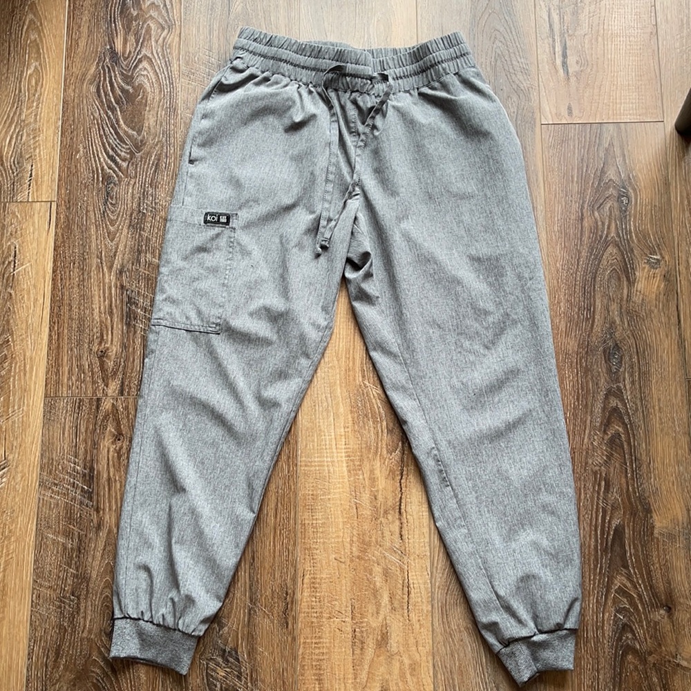 Koi Basics Scrub Joggers